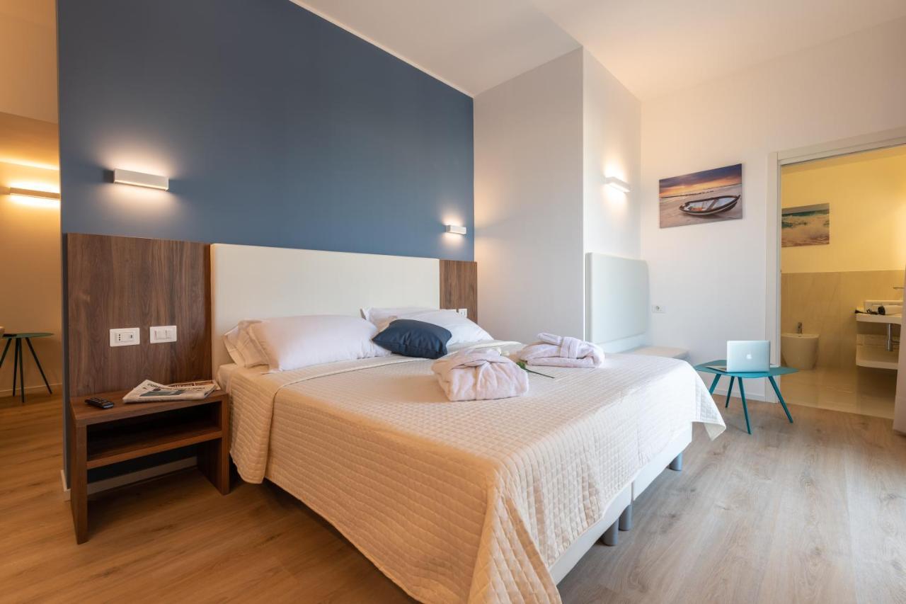 Hotel Mondial Лидо ди Йезоло Екстериор снимка